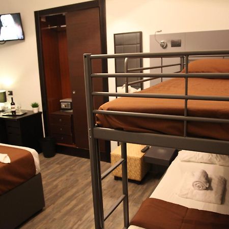 Dolce Vita Rooms Naples Exterior photo